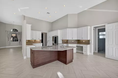 111 N River Dr W, Jupiter, FL 33458 photo 5