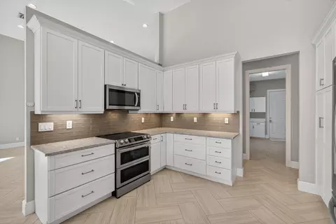 111 N River Dr W, Jupiter, FL 33458 photo 10