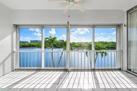 2165 Ibis Isle Rd #6, Palm Beach, FL 33480