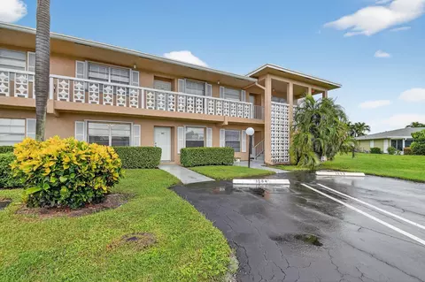 2411 Papaya Dr #103, Delray Beach, FL 33445