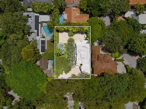 3917 SW 42nd Ave, Miami, FL 33146