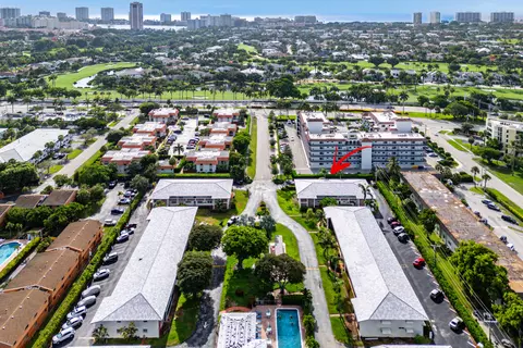 40 SE 13th St #A3, Boca Raton, FL 33432