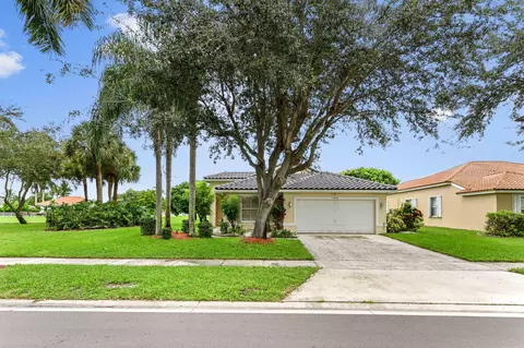 5516 Muirfield Village Cir, Lake Worth, FL 33463