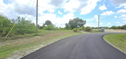 8055 Sunrise Cir, Labelle, FL 33935
