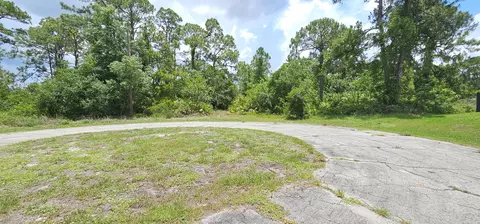 5006 Cyrus Ct, Labelle, FL 33935