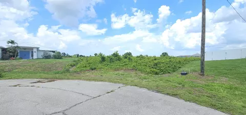 9009 Tea Ct, Labelle, FL 33935