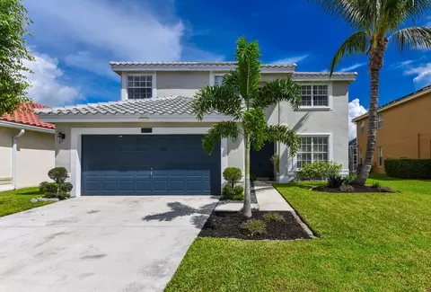 3861 Newport Ave, Boynton Beach, FL 33436