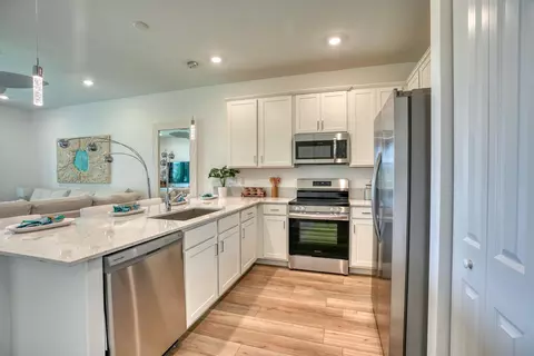 5726 Divine Dr, Delray Beach, FL 33484 photo 2