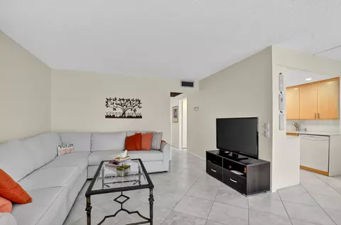 3067 Exeter D, Boca Raton, FL 33434 photo 5