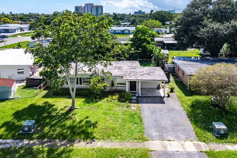 3728 Everglades Rd, Palm Beach Gardens, FL 33410