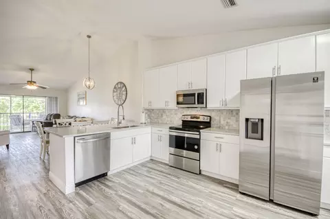 1102 Pinecrest Cir #A, Jupiter, FL 33458 photo 12