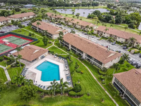 1102 Pinecrest Cir #A, Jupiter, FL 33458 photo 22
