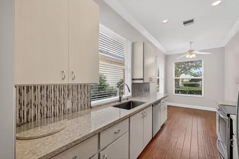 130 S Hampton Dr, Jupiter, FL 33458 photo 12