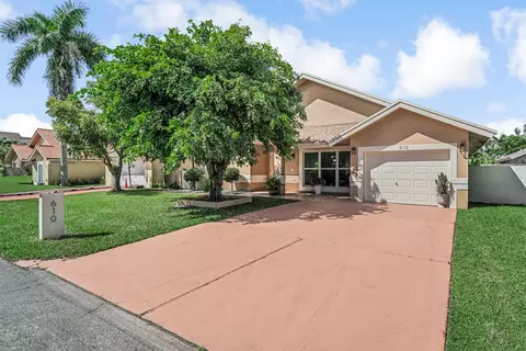 610 NW 207th Ave, Pembroke Pines, FL 33029