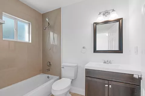 3671 NE 13th Ave, Pompano Beach, FL 33064 photo 9