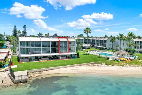 1300 Seaway Dr #E 5, Fort Pierce, FL 34949
