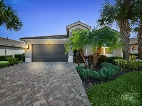 11610 SW Hawkins Ter, Port Saint Lucie, FL 34987