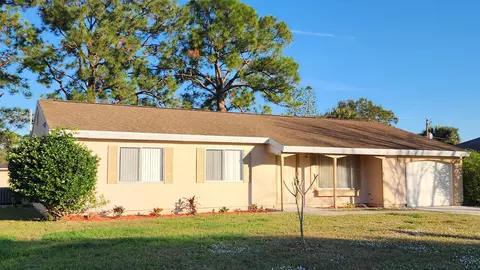 651 NW Sharpe St, Port Saint Lucie, FL 34983