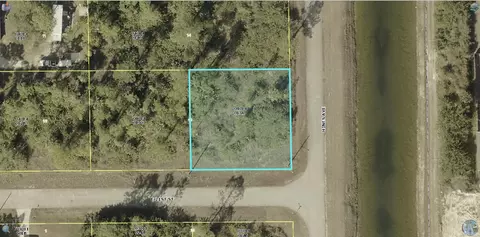 4507 E 21st St, Alva, FL 33920