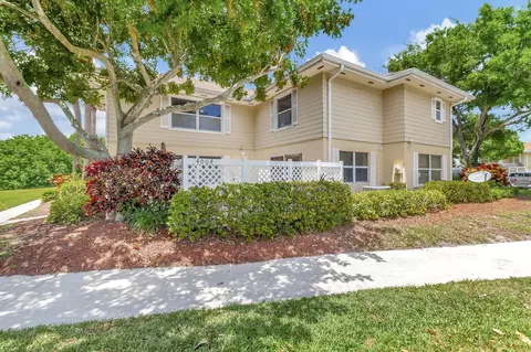 4004 Medford Ct, Boynton Beach, FL 33436