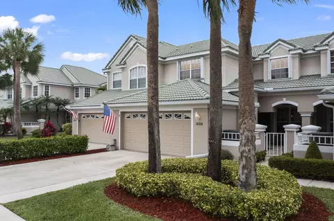 1604 SW Harbour Isles Cir #82, Port Saint Lucie, FL 34986