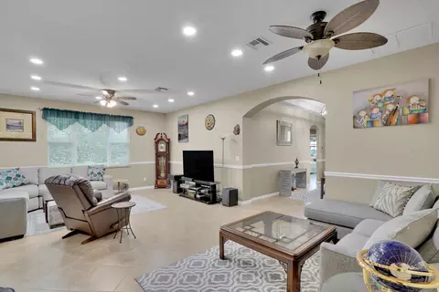 212 Behring Way, Jupiter, FL 33458 photo 9