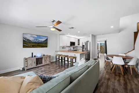 1320 Cypress Way W, Palm Springs, FL 33406