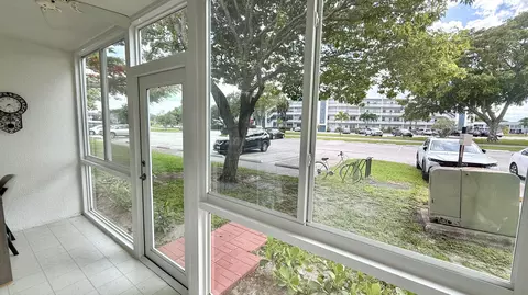 294 Farnham M #294, Deerfield Beach, FL 33442