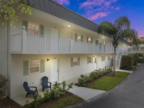 900 Jasmine Ln #10A, Vero Beach, FL 32963