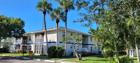 1516 SE Royal Green Cir #G-103, Port Saint Lucie, FL 34952
