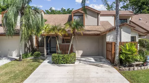 22384 Thousand Pines Ln, Boca Raton, FL 33428