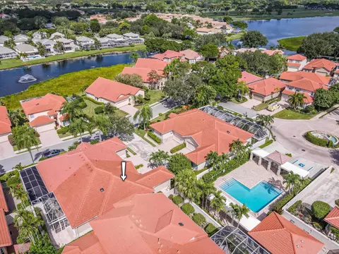54 Monterey Pointe Dr, Palm Beach Gardens, FL 33418