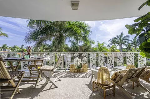 227 Australian Ave #3E, Palm Beach, FL 33480