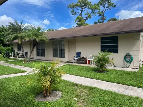 2621 SE Clayton St, Stuart, FL 34997 photo 3