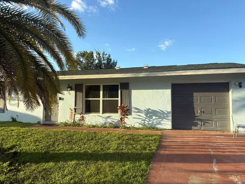 273 SW Reynolds Ave, Port Saint Lucie, FL 34983