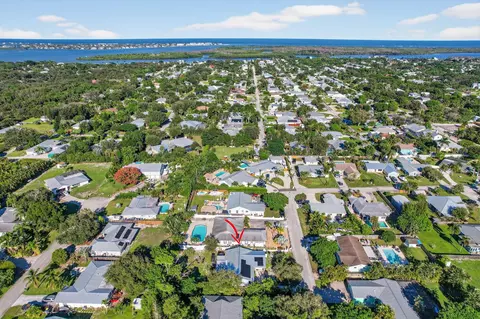 View/Area - 5095 SE Manatee Ter, Stuart, FL 34997 photo 4 of 16