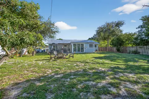 Exterior - 5095 SE Manatee Ter, Stuart, FL 34997 photo 8 of 15