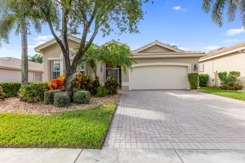 8806 Laguna Royale, Lake Worth, FL 33467