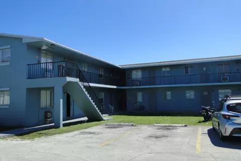 1829 N A St #14, FL 33460