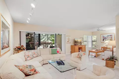 5121 Oak Hill Ln #416, Delray Beach, FL 33484