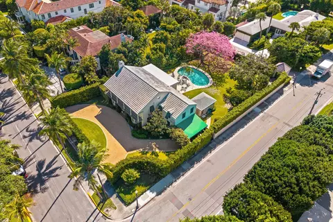 334 Barton Ave, Palm Beach, FL 33480