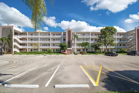2085 Wolverton E #2085, Boca Raton, FL 33434 photo 3