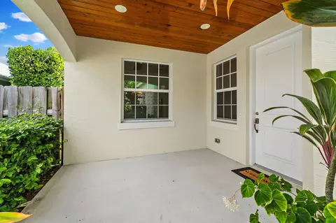 17564 Cinquez Park Rd W, Jupiter, FL 33458 photo 3