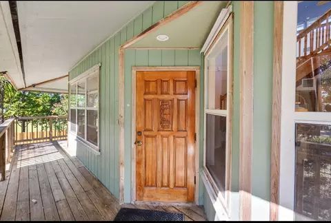 5065 SE Orange St SE, Stuart, FL 34997 photo 2