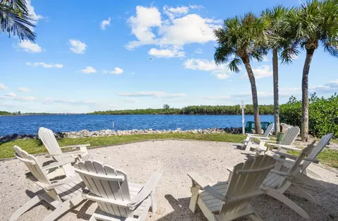 5065 SE Orange St SE, Stuart, FL 34997 photo 19