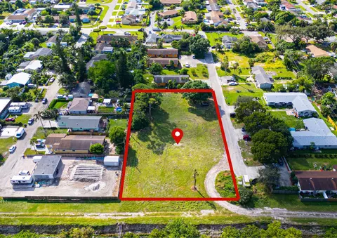 4160 42nd Ave S, Lake Worth, FL 33463