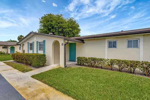 2966 Ashley Dr E #I, West Palm Beach, FL 33415
