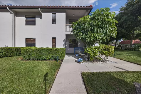 9187 Norte Lago #5I, Boca Raton, FL 33428