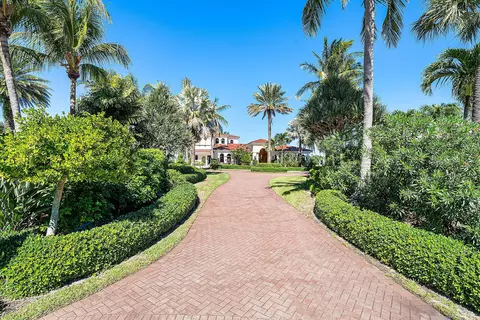 6381 SE Harbor Cir, Stuart, FL 34996 photo 3
