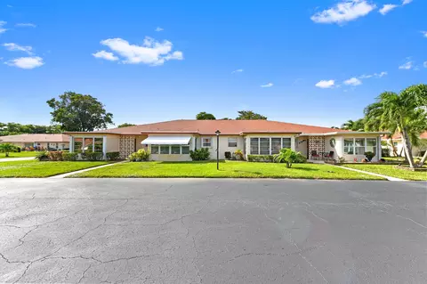 5165 NW 3rd St #A, Delray Beach, FL 33445